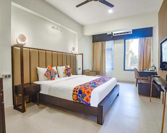 FabHotel Comfort Prime Infantaria - 600 mtrs from Calangute Beach - Baga