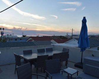 Classic Beach Living in Downtown Pismo - Pismo Beach - Balkon