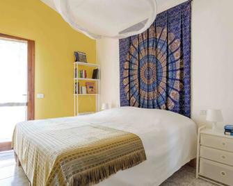 Villa Shanti Yoga & Meditation - Marciana - Habitación