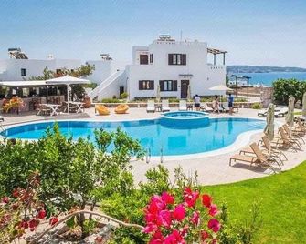 Santa Maria Village Resort & Spa - Plaka - Pool