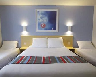 Travelodge Shrewsbury Bayston Hill - Shrewsbury - Bedroom