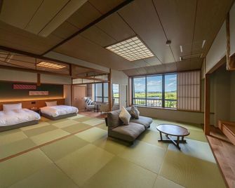 Taisenkaku - Asakura - Quarto