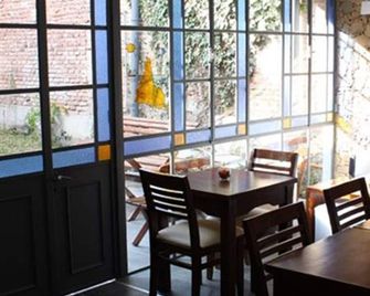 Le Vrero Posada Boutique - Colonia del Sacramento - Restaurante