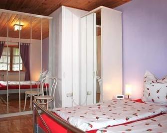 Holiday house Rehburg-Loccum for 1 - 2 persons with 1 bedroom - Holiday home - Rehburg-Loccum - Schlafzimmer