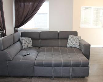 Guest Suite In Langley Township - Langley Township - Phòng khách