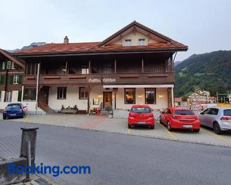 Hotel Restaurant Hirschen - Wilderswil - Edificio