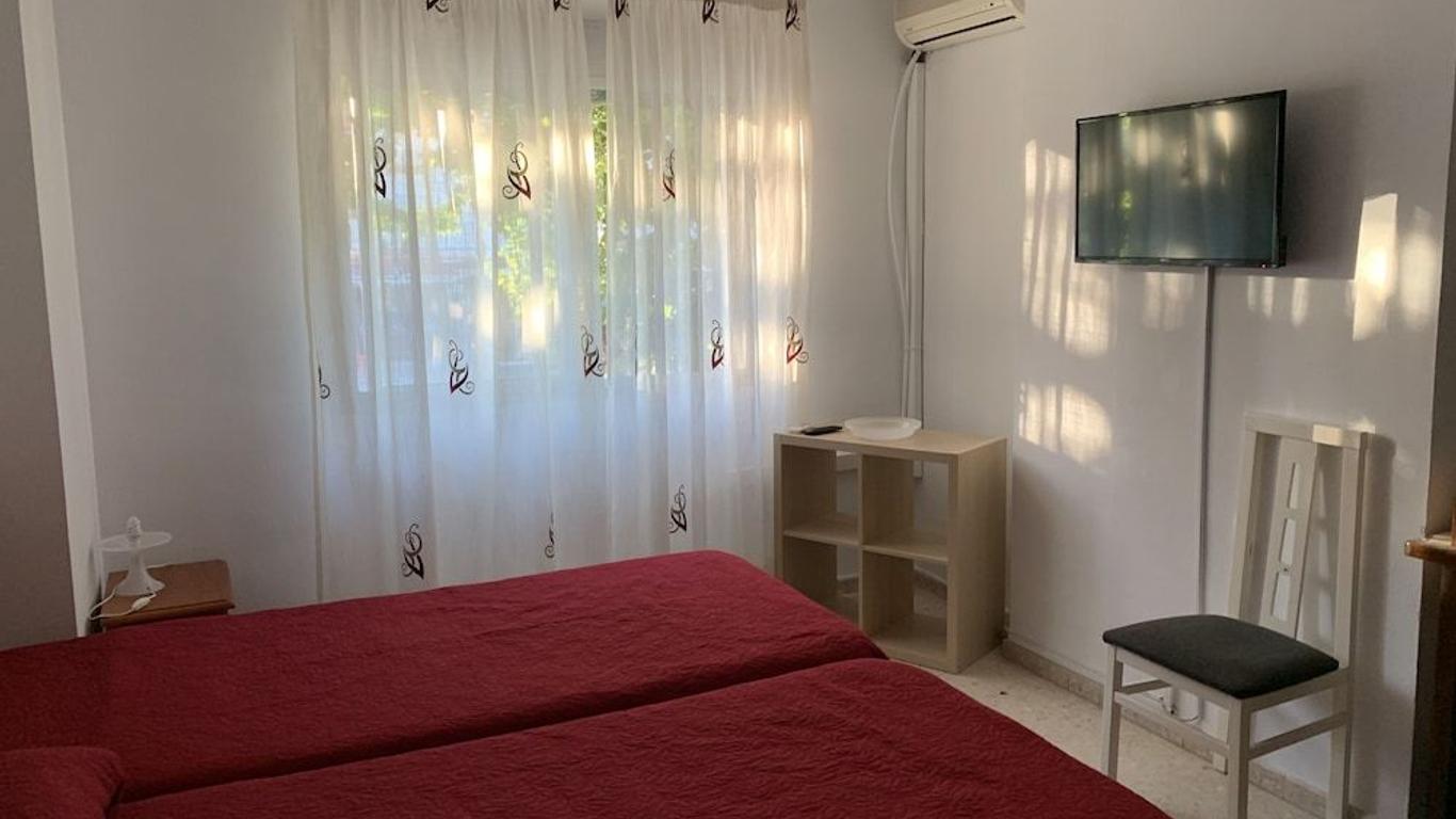 Hostal Mediterraneo
