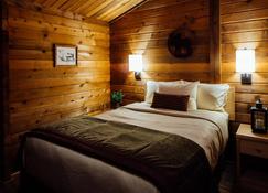 Denali Cabins - Denali Park - Bedroom