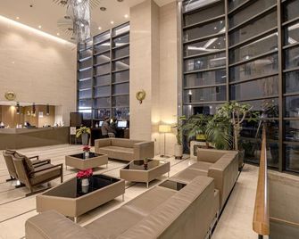 Hotel Goldendaisy Seogwipo Ocean - Seogwipo - Лоббі