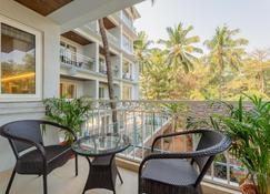 Niar Luxury Apartment - Candolim - Balcony