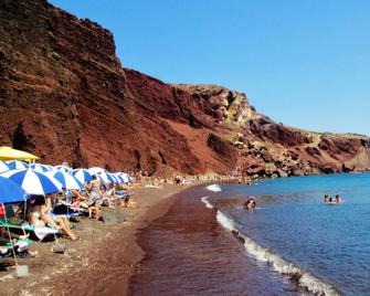 Pleasure Apartments 2 Bedrooms Near The Sea - Thera - Beach