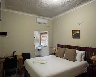 Abrama Bed And Breakfast - Francistown - Schlafzimmer