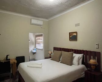 Abrama Bed And Breakfast - Francistown - Schlafzimmer
