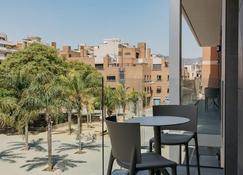 Europa Apartments - L'Hospitalet de Llobregat - Balcony