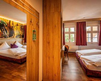 Hotel Die Tanne - גוסלאר - חדר שינה