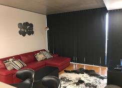 Great Luxury Apartment Near the City - Dickson - Living room
