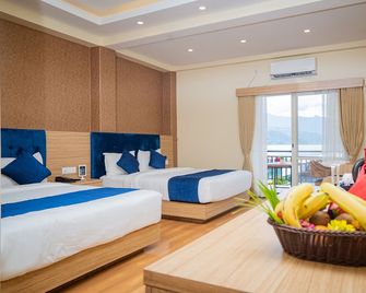 Majestic Lakefront Hotel & Suites - Pokhara
