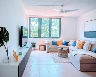 Palma Vista Beach Villa @ Palmas Resort - Humacao - Living room
