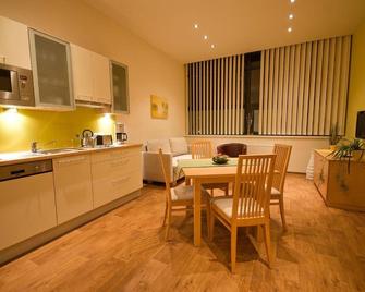 Apartments Obernosterer - Kaprun - Yemek odası