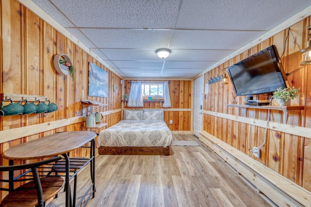 6 Renovated Cozy Room Dog Friendly Motel - Leadville - Slaapkamer