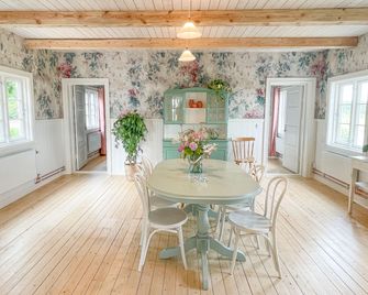 Magnarp Strandbad - Ängelholm - Dining room