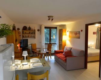 Maison Wanda La Salle - La Salle - Sufragerie