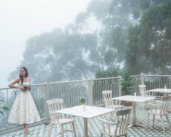 1924 Clock House Munnar - Devikolam