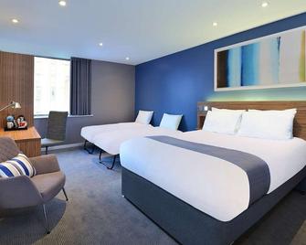 Travelodge Slough - Slough - Slaapkamer