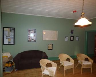 Tenterfield Lodge Caravan Park - Tenterfield - Wohnzimmer