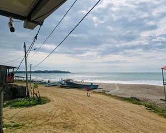 Beautiful ocean view house, garage, Ac, laundry, fully equipped, dog friendly - Pedernales - Playa