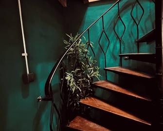 Appartement de Vlijt - Apeldoorn centrum - Apeldoorn - Trappen