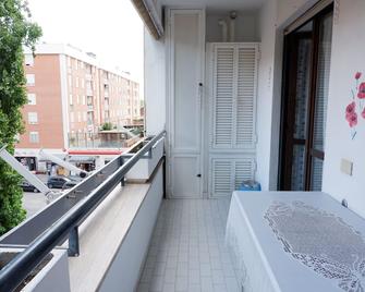 Roman Holiday House - Roma - Balcone