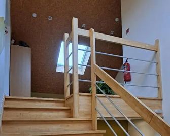A Vellereux houffalize - Houffalize - Escaleras
