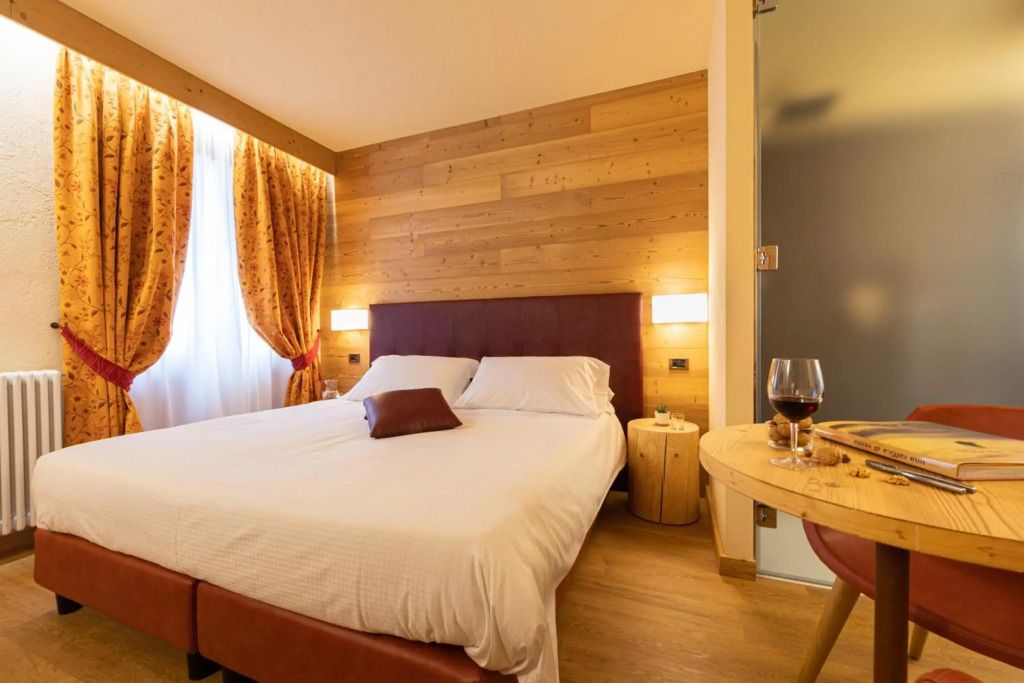 بيتيت تورنالان