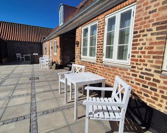 Jacobs Hotel - Ringkøbing - Patio