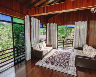 Al Sakinah Resort - Bukit Tinggi - Living room