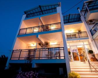 Studios Maria - Potos