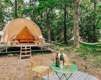 Glamping Cernicka Obora - Bechyně - Patio