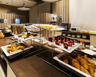 B&B Hotel Alicante - Alicante - Buffet