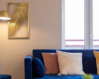 Waverley Suite No57 - Donnini Apartments - Ayr