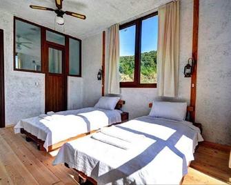 Mozaik Pansiyon - Kaş - Schlafzimmer