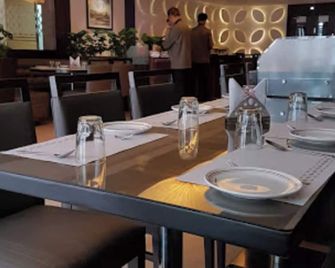Hotel Udupi Residency Near Shri Krishna Mata, Udupi - Udupi - Restaurant