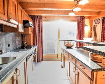 Beau duplex familial à Morzine avec WiFi et parking - FR-1-524-10 - Morzine - Keuken