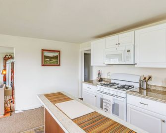 14 Mi to Mesa Verde Natl Park Cortez Ranch - Cortez - Kitchen