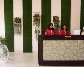 The Garden Hotel - Gorontalo - Accueil