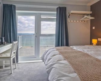 Fieldhead Hotel, Looe - Looe - Bedroom