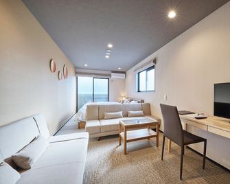 Stay Sakura Kyoto Kiyomizu Gojo - Kyoto - Living room