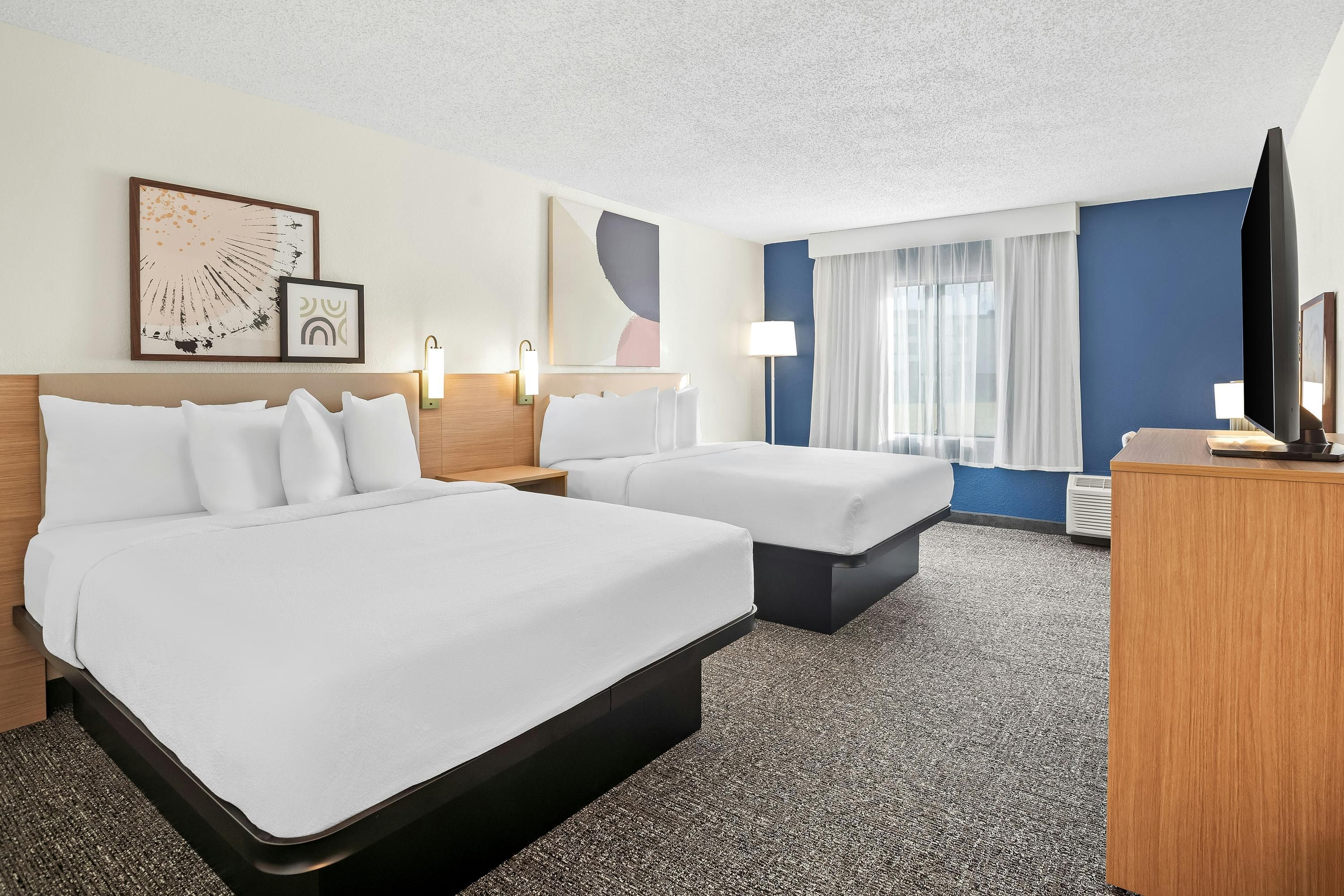Spark by Hilton Bettendorf Quad Cities - Bettendorf - Schlafzimmer