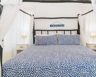 Sea Miracle Villa/Beach Cottage - Duncans - Κρεβατοκάμαρα