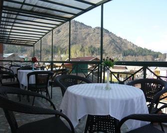 Hotel Akbar Inn - Srinagar - Restaurante